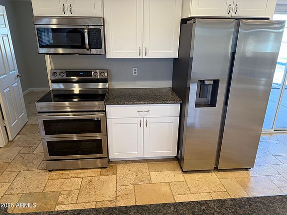 4th image of 4818 W Grandview Rd