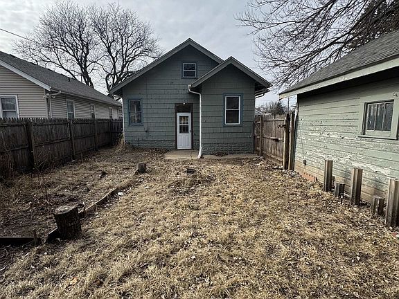 4th image of 1519 Price St
