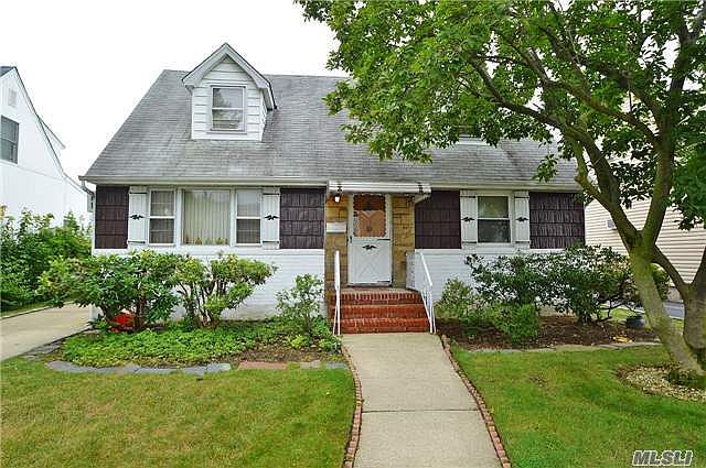 1st image of 30 Tenafly Dr