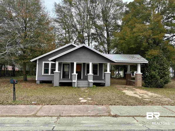 107 Mayo St, Brewton, AL 36426