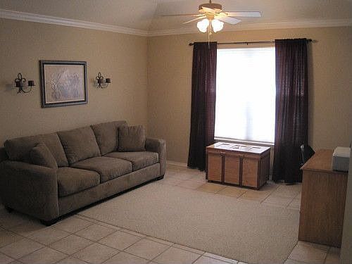 4th image of 2301 Omaha Dr