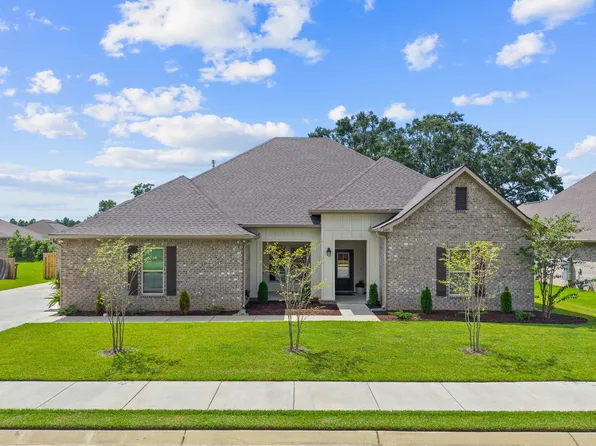 2761 Trestle Way, Cantonment, FL 32533