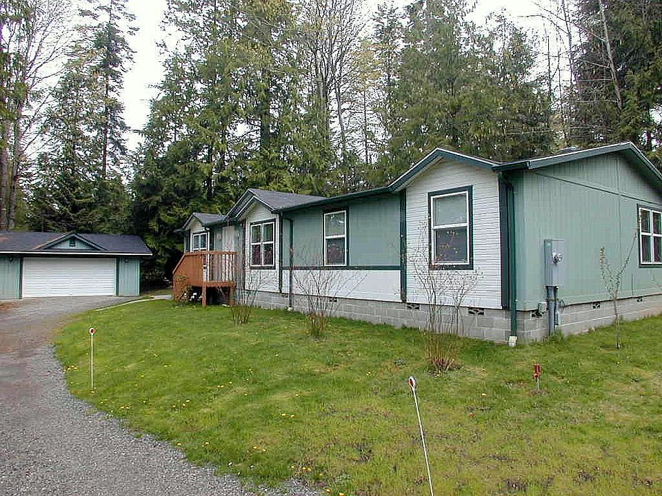 Private drive to home and garage