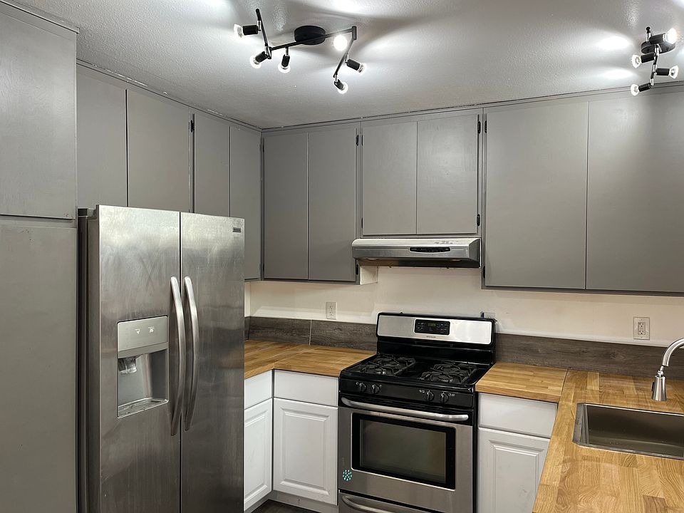 1st image of 1486-92 E Madison Ave #90