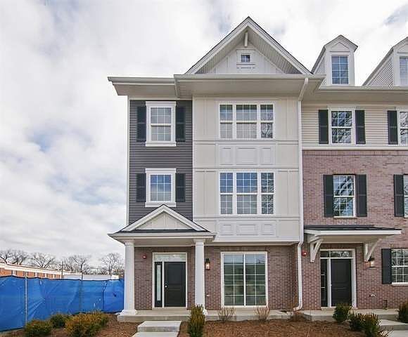1st image of 1211 Parker Dr