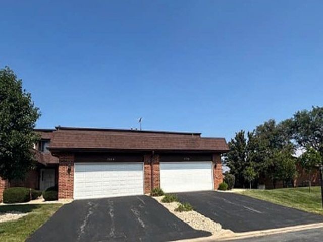 2nd image of 3220 195th St