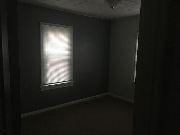 2nd image of 2617 Fairport Ave