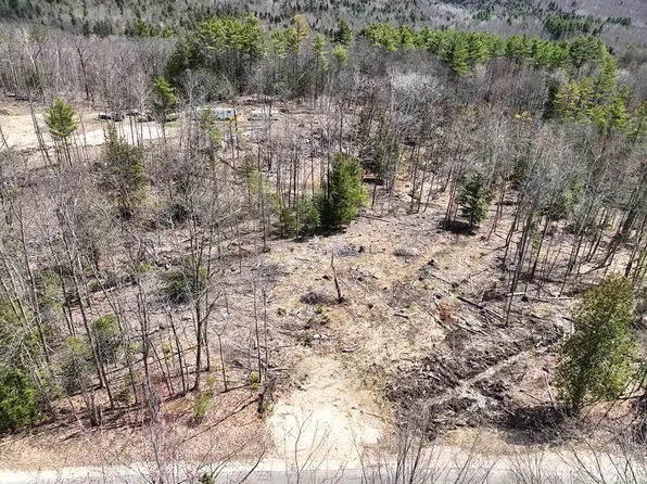 303 Common Road, Dixfield, ME 04224