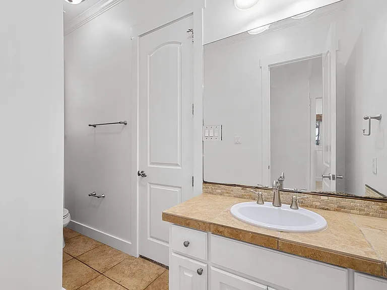 1607 Chelsea Ln — Photo 31