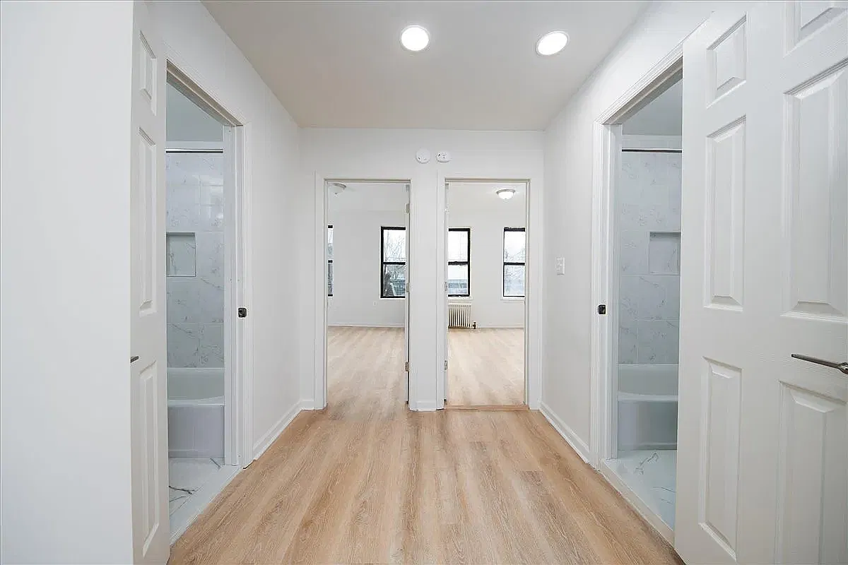 499 Saint Johns Place — Photo 2