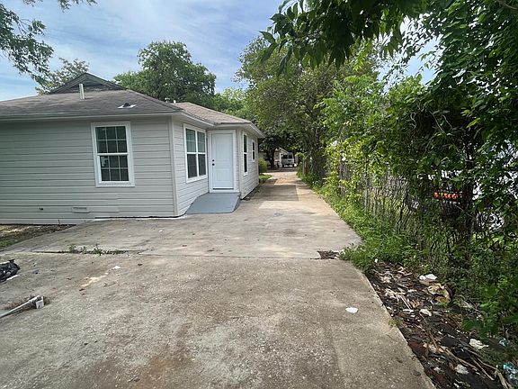 5th image of 2706 Gertrude Ave