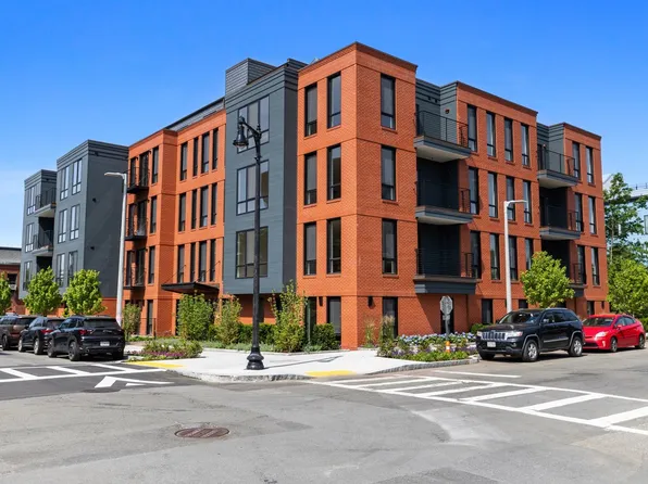 118 B St Unit 204, Boston, MA 02127
