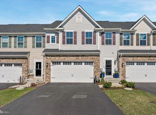 1094 Moscariello Ln, Royersford, PA 19468