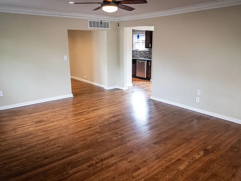5025 Grand Ave #2 — Photo 5