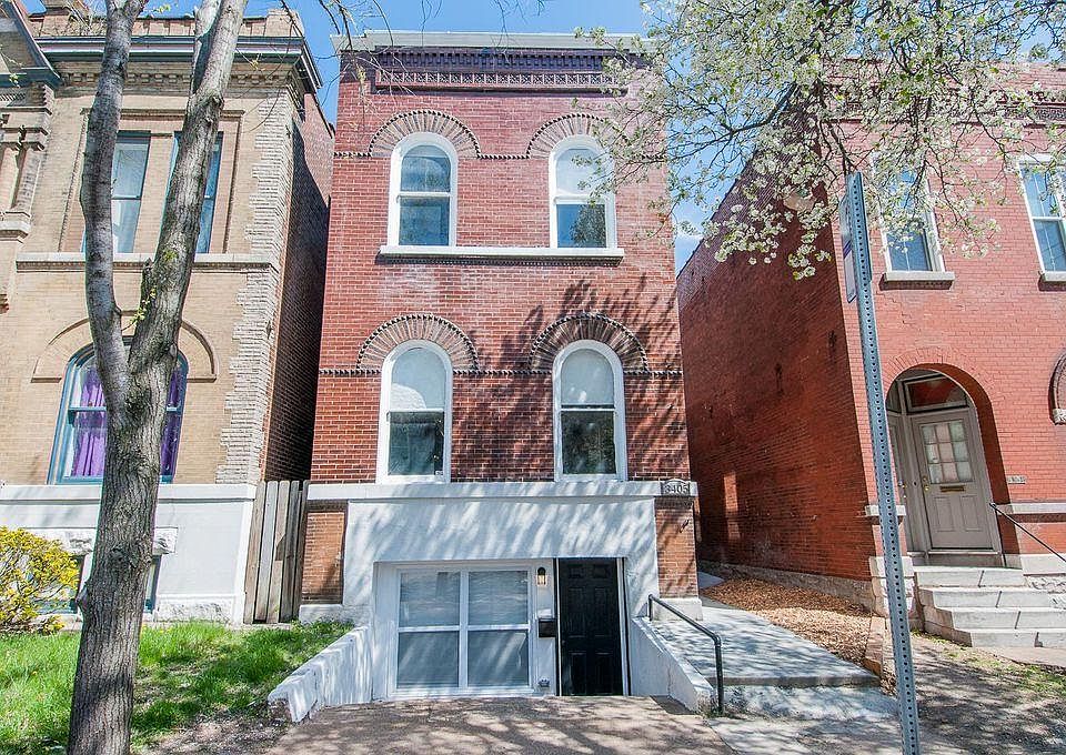 EXTERIOR PHOTO