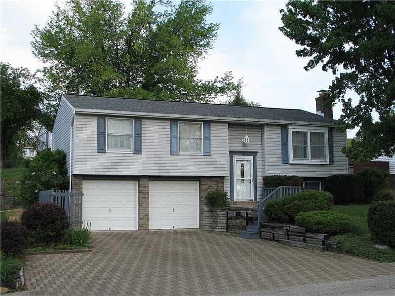 1st image of 990 Crestwood Dr