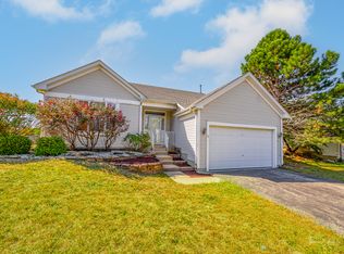 1 Lacebark Ct, Bolingbrook, IL 60490