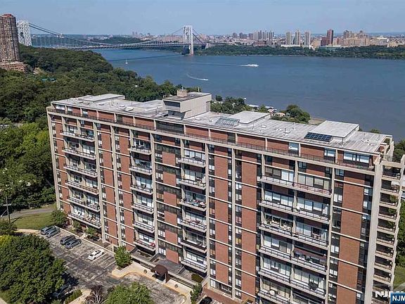 2nd image of 4 Horizon Rd APT 1210