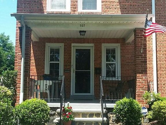 2nd image of 107 S Bancroft Pkwy