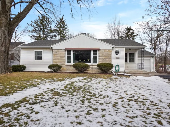 422 Orchard Dr, Crown Point, IN 46307