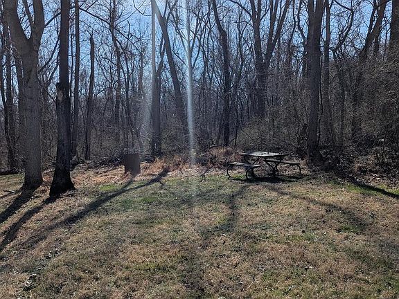 4th image of 31 Animal Rd