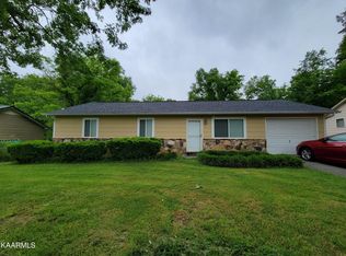 3709 Vienna Dr, Knoxville, TN 37912