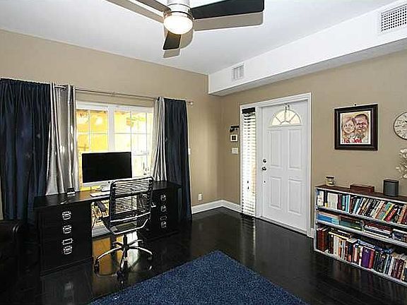 5th image of 719 NW 1st Ave