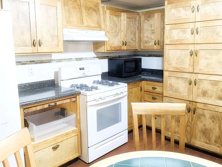771 McCutcheon Rd #B — Photo 24