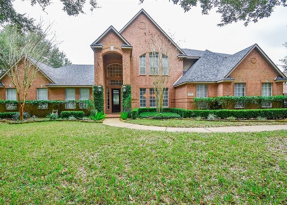 1st image of 4403 Diamond Springs Dr
