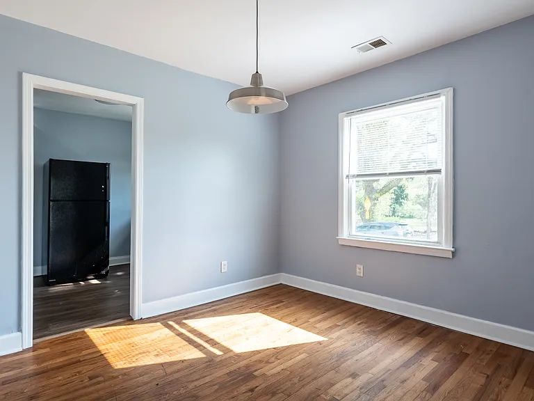 1443 Venetian Dr SW — Photo 11