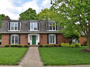 5 Dorchester Ct, Sugar Grove, IL 60554