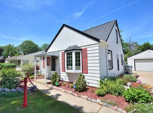 4130 W Portage St, Milwaukee, WI 53209