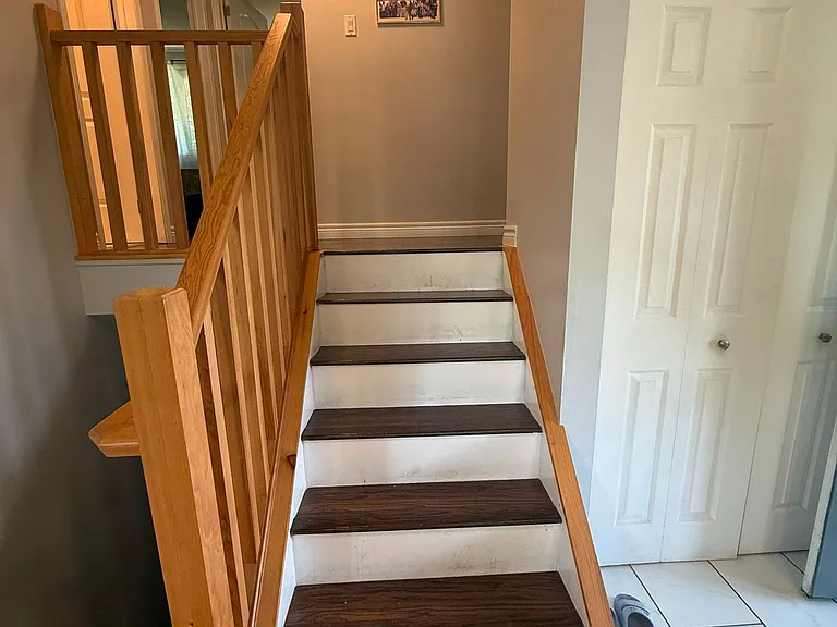 74 Alayne Cres — Photo 8