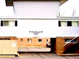 444 N Main St APT 218, Marine City, MI