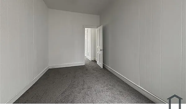 3 bed, 1074 sqft, $1,500 — Photo 3