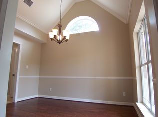 1102 Pecan St, Brenham, TX 77833