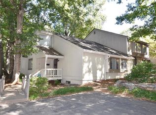 101 Lamplighter Cir, Winston Salem, NC 27104