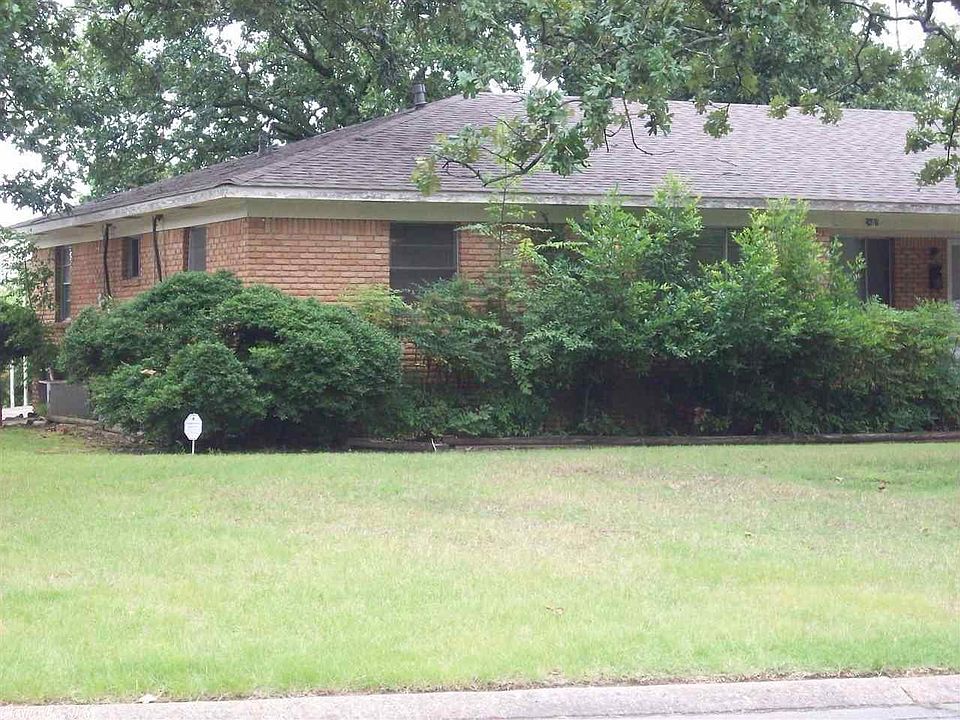 1st image of 4216 N Locust St