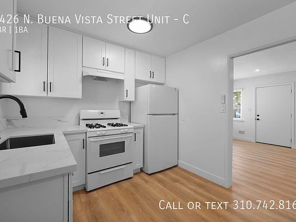 2nd image of 2426 N Buena Vista St APT C