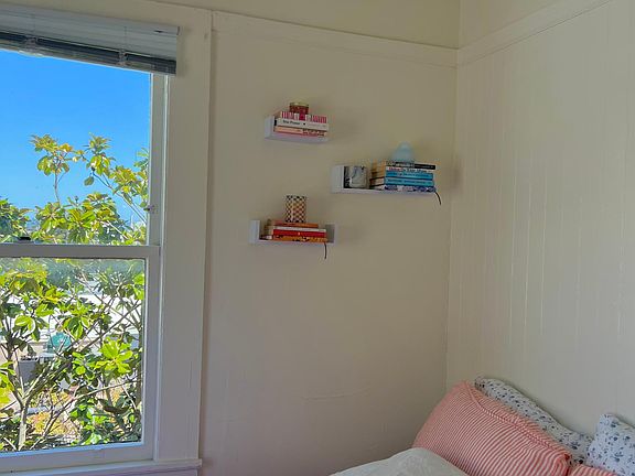 3rd image of 3070 Jackson St APT 4