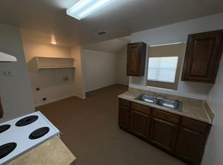 1118 S Martin Luther King Junior Dr #B, Temple, TX 76504