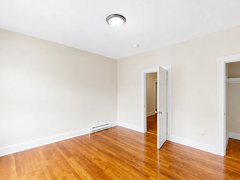 50 Willowwood St #33 — Photo 7