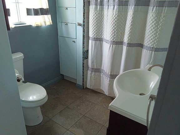 Bathroom with plenty of storage