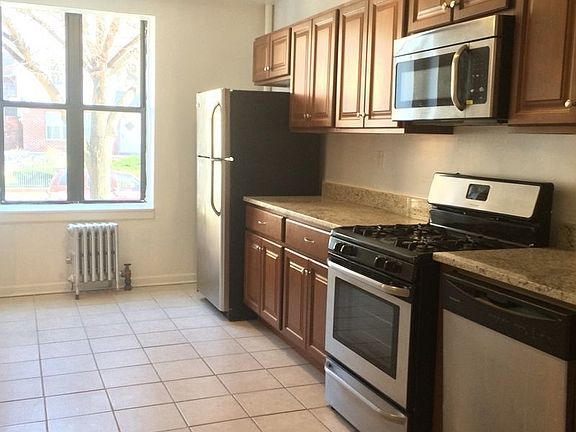 4th image of 855 Ocean Ave APT 2B