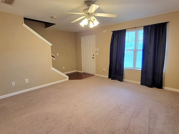 4th image of 1036 Arlene Dr