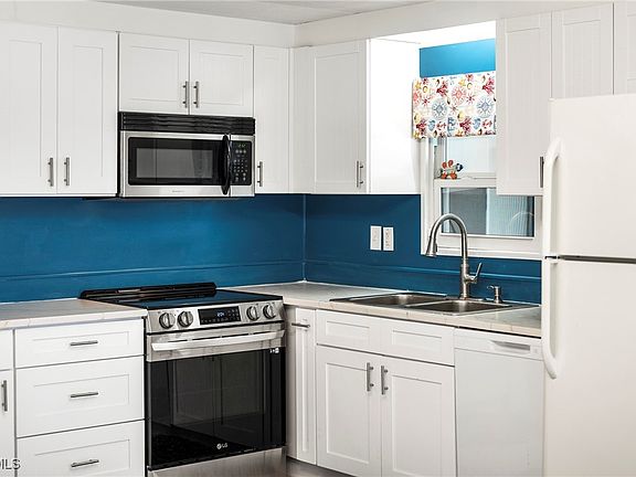 4th image of 5513 Salem Ln