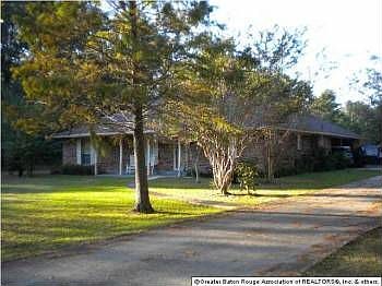 3rd image of 3029 S Sherwood Forest Blvd Ste 200