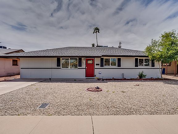 2nd image of 1011 E Wesleyan Dr