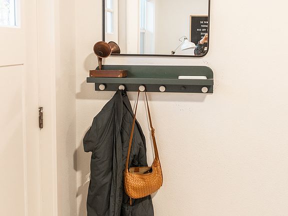 Entry way