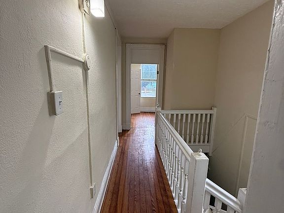 2nd image of 3008 2nd Ave